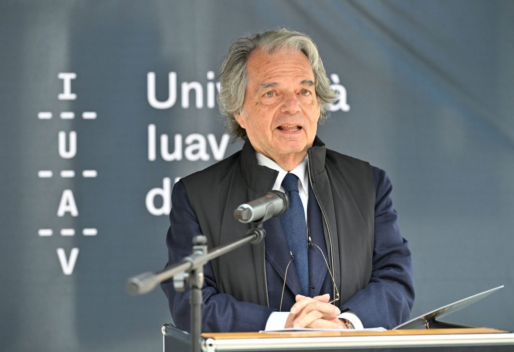 Prof. Renato Brunett all'Inaugurazione dell'ex Convento delle Terese